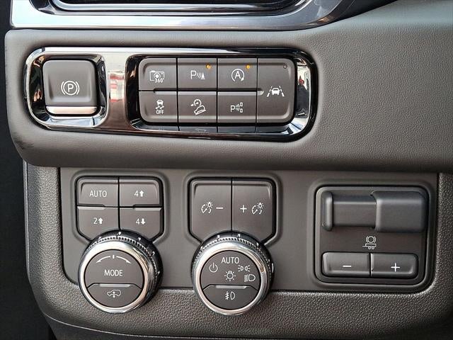 2025 GMC Yukon AT4 Ultimate
