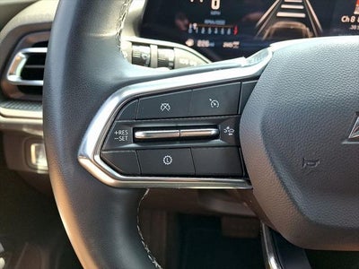 2025 Chevrolet Traverse LT 2LT