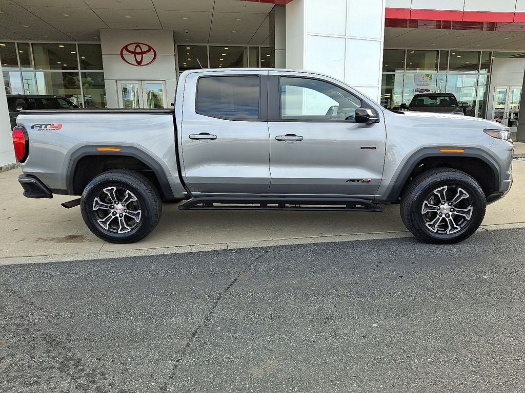2024 GMC Canyon AT4
