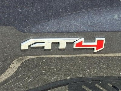 2023 GMC Sierra AT4