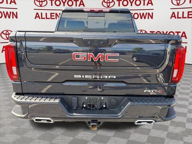 2023 GMC Sierra AT4