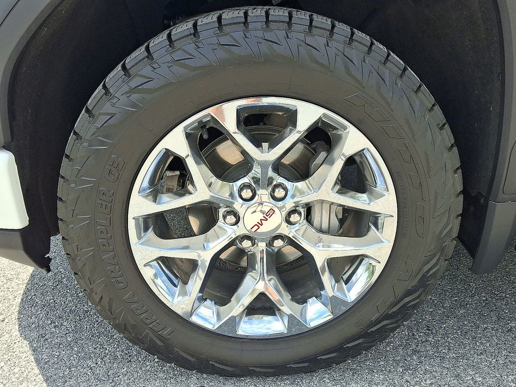 2025 GMC Sierra Denali