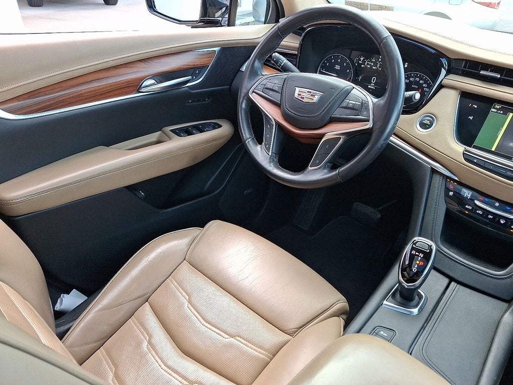 2019 Cadillac XT5 Platinum