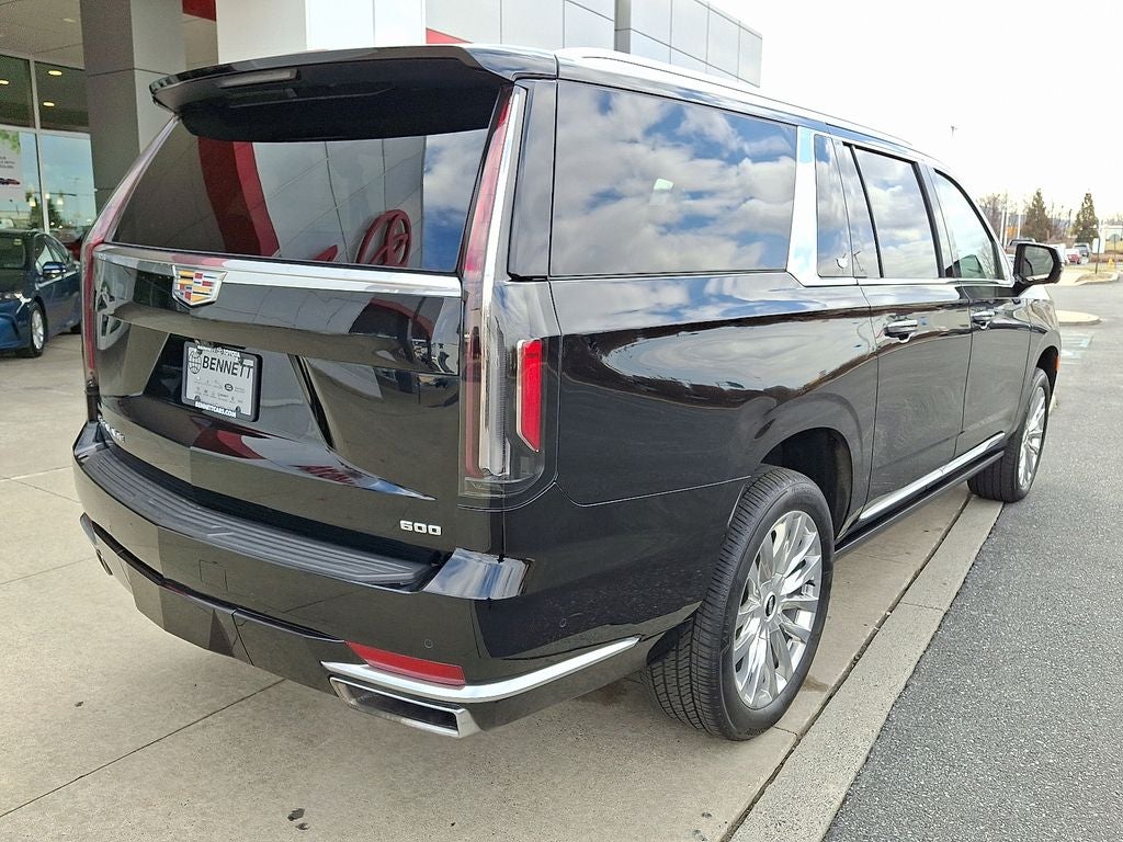 2024 Cadillac Escalade ESV Premium