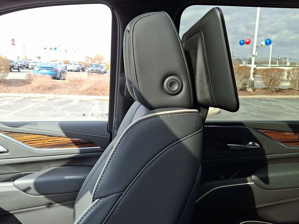 2024 Cadillac Escalade ESV Premium