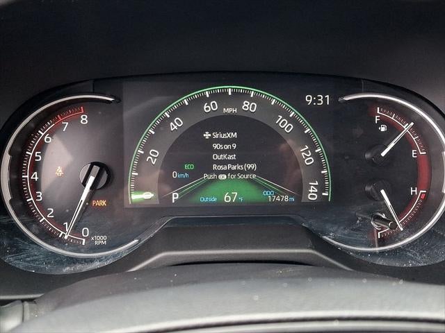 2025 Toyota RAV4 LE