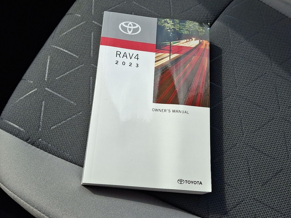 2023 Toyota RAV4 XLE