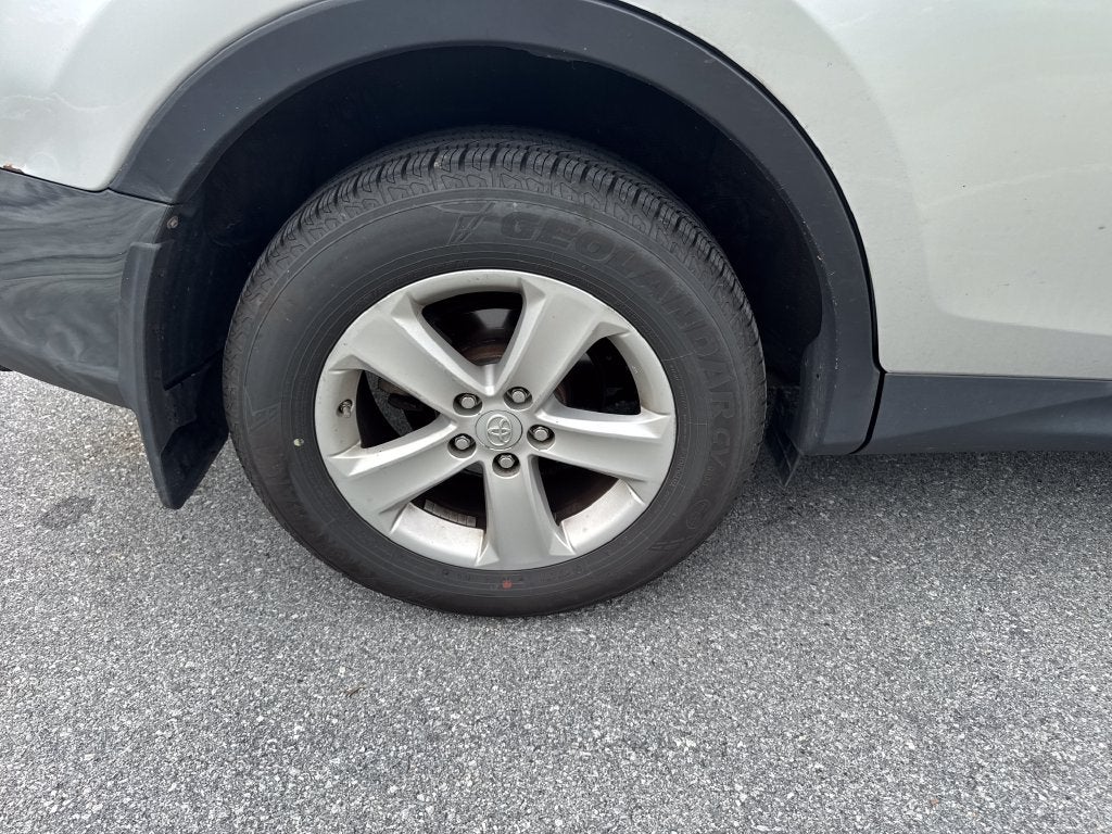 2013 Toyota RAV4 XLE
