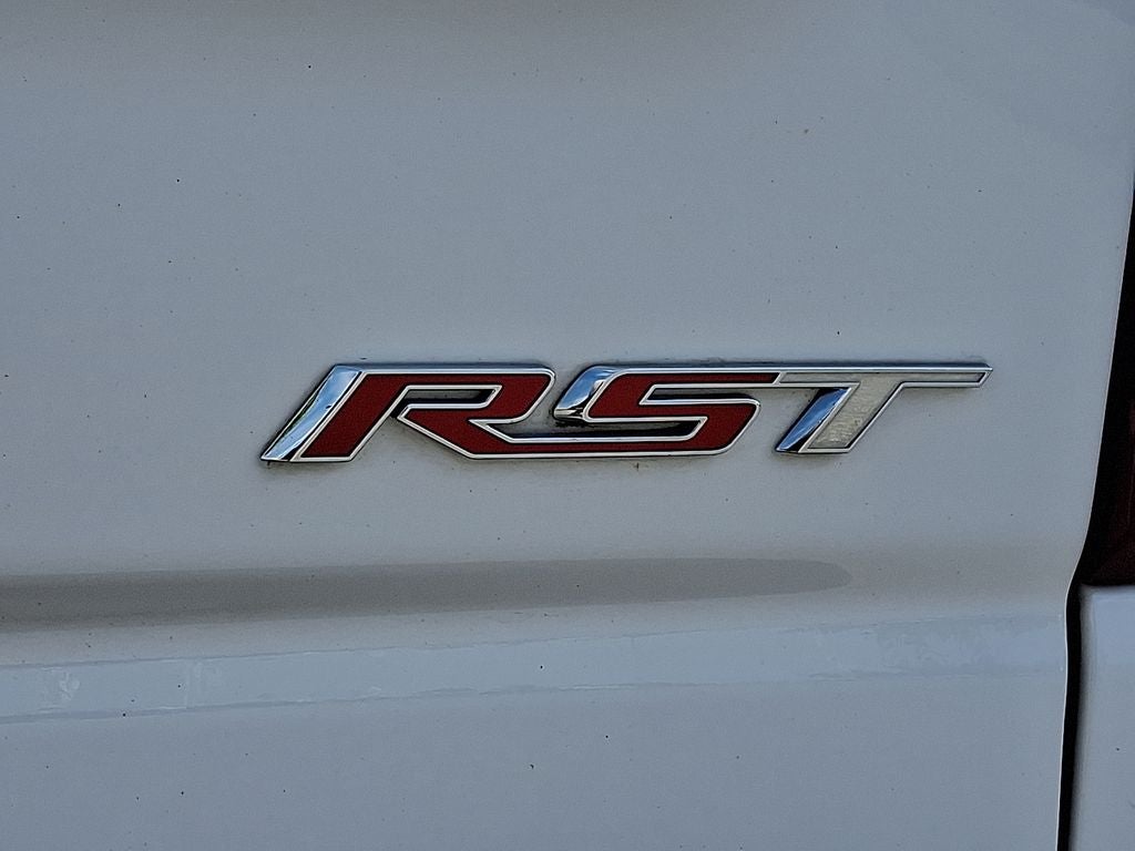 2024 Chevrolet Silverado RST