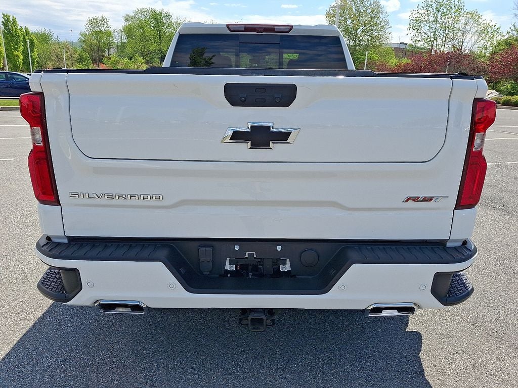 2024 Chevrolet Silverado RST