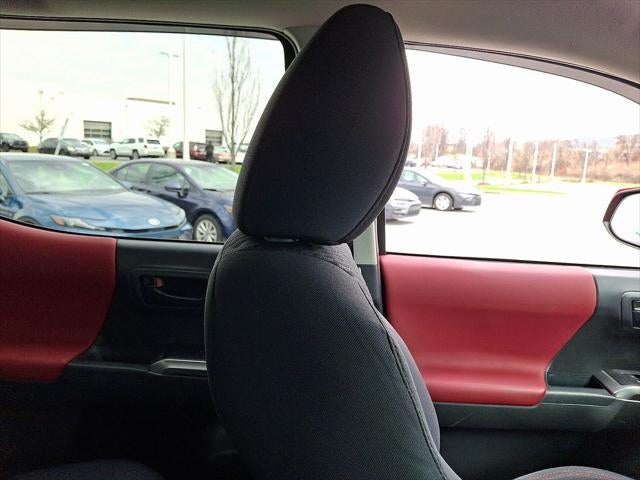 2022 Toyota TACOMA SR5 SR5 V6