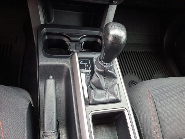 2022 Toyota TACOMA SR5 SR5 V6