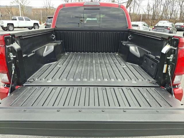 2022 Toyota TACOMA SR5 SR5 V6