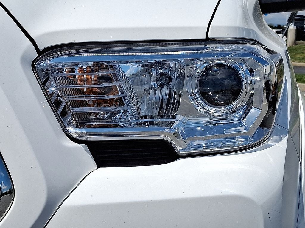 2023 Toyota TACOMA SR5 SR5 V6