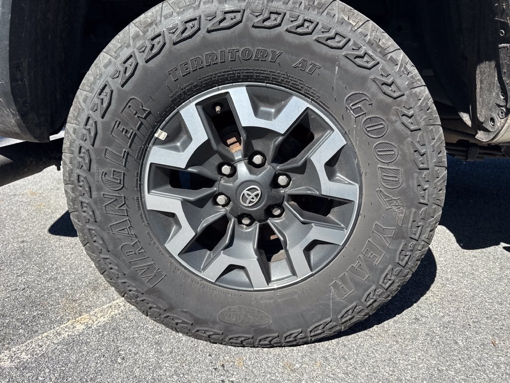 2023 Toyota Tacoma TRD Off-Road V6