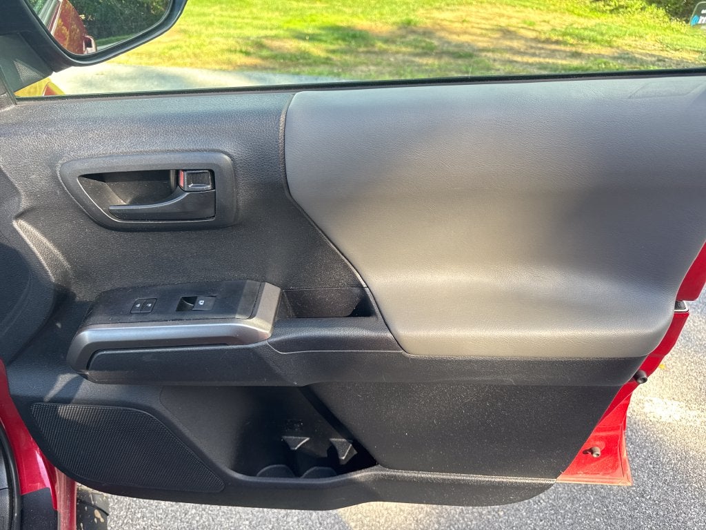 2023 Toyota Tacoma SR5 V6