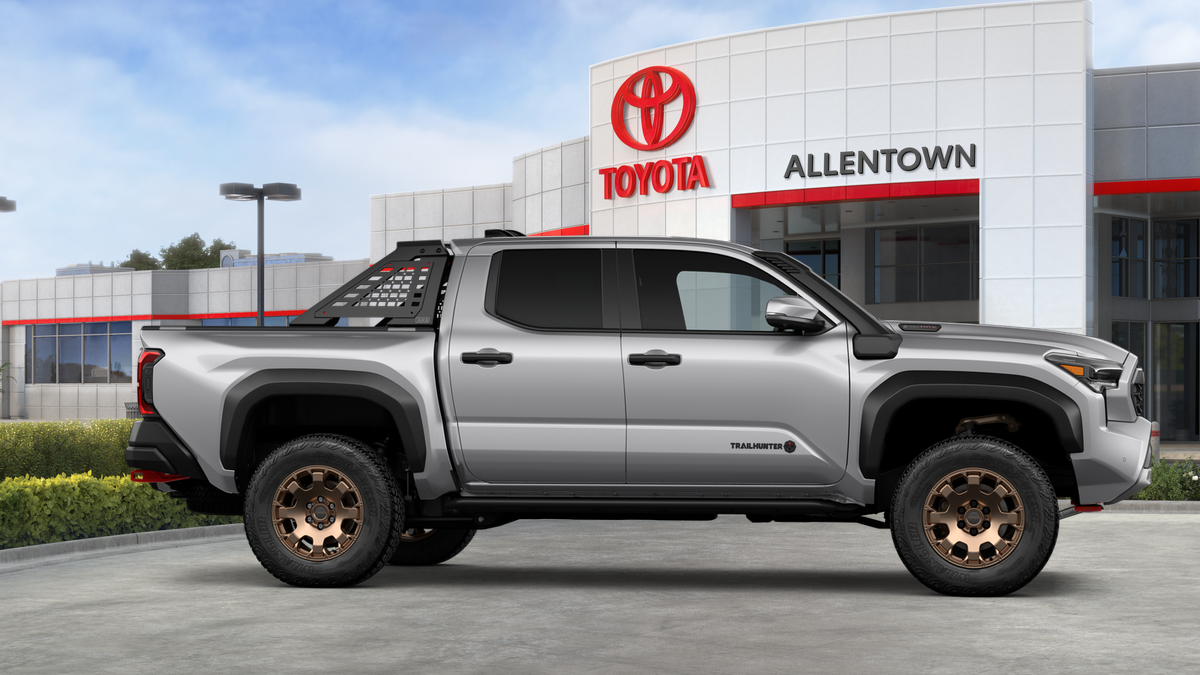 2026 Toyota Tacoma i-FORCE MAX Trailhunter