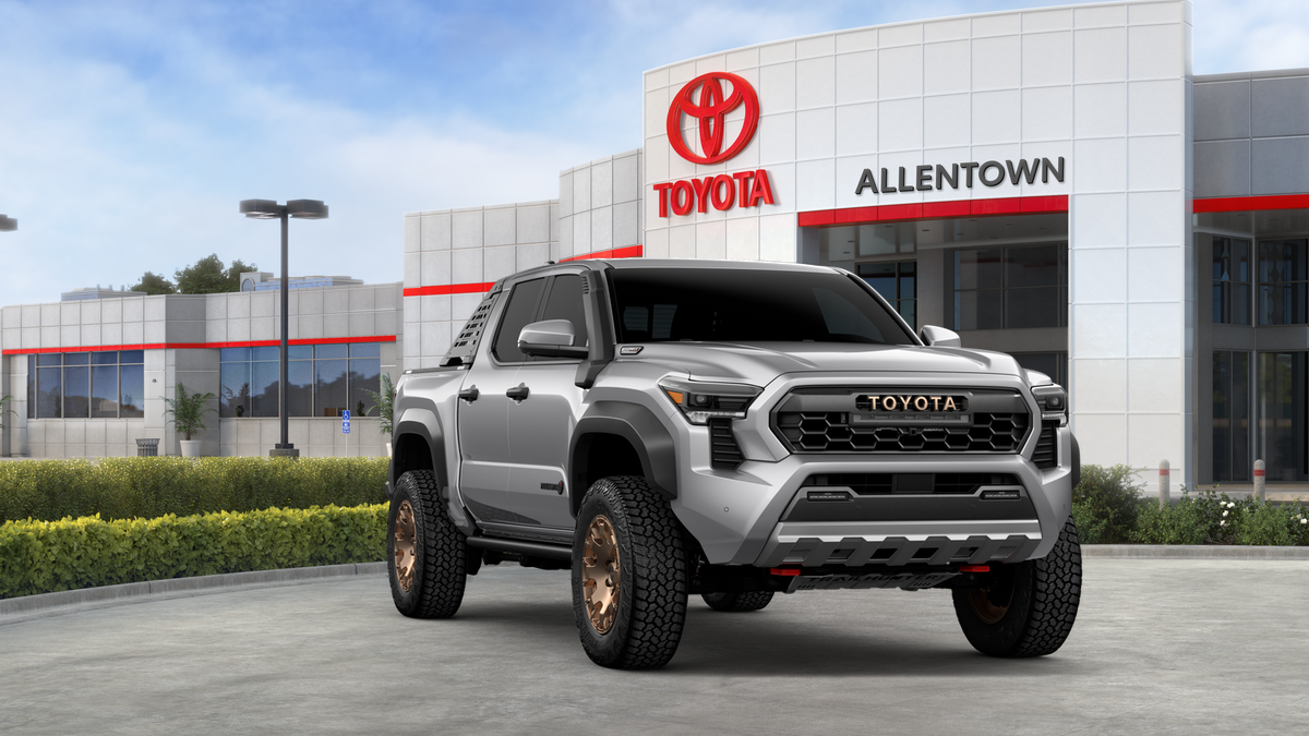 2026 Toyota Tacoma i-FORCE MAX Trailhunter