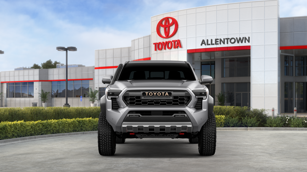 2026 Toyota Tacoma i-FORCE MAX Trailhunter