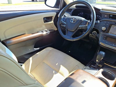 2018 Toyota AVALON Limited
