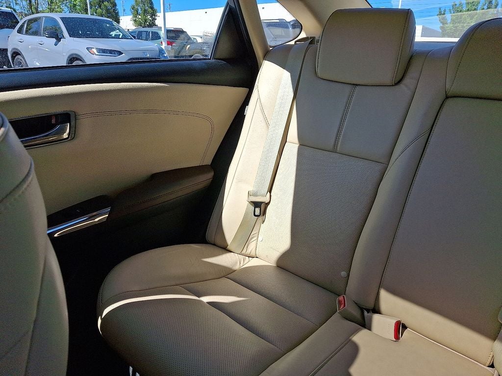 2018 Toyota AVALON Limited