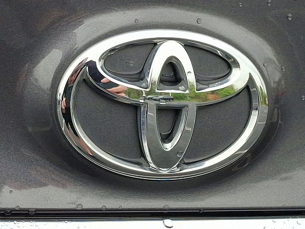 2018 Toyota AVALON Limited