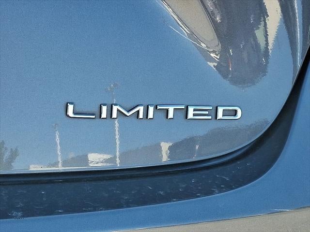 2018 Toyota AVALON Limited