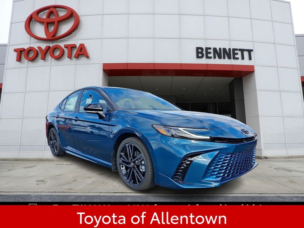 2026 Toyota Camry XSE Hybrid's photo