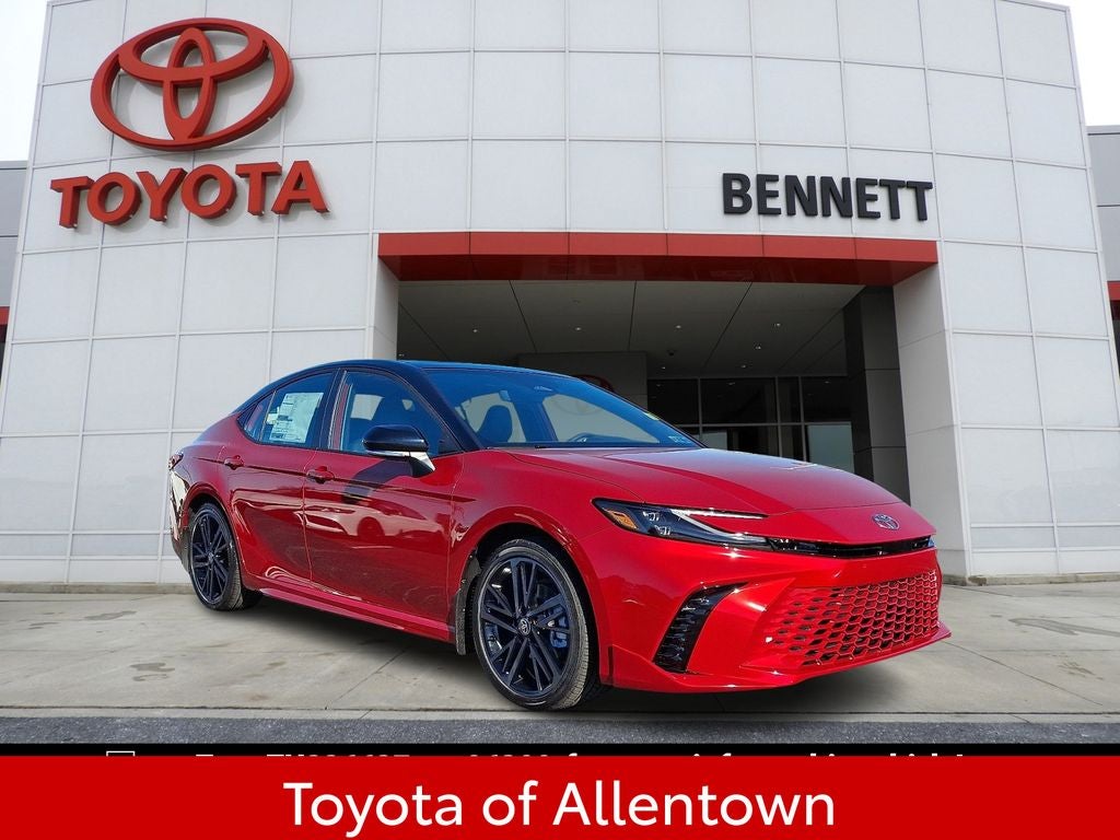 2026 Toyota Camry XSE Hybrid's photo