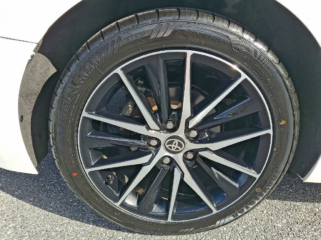 2024 Toyota Camry Hybrid SE