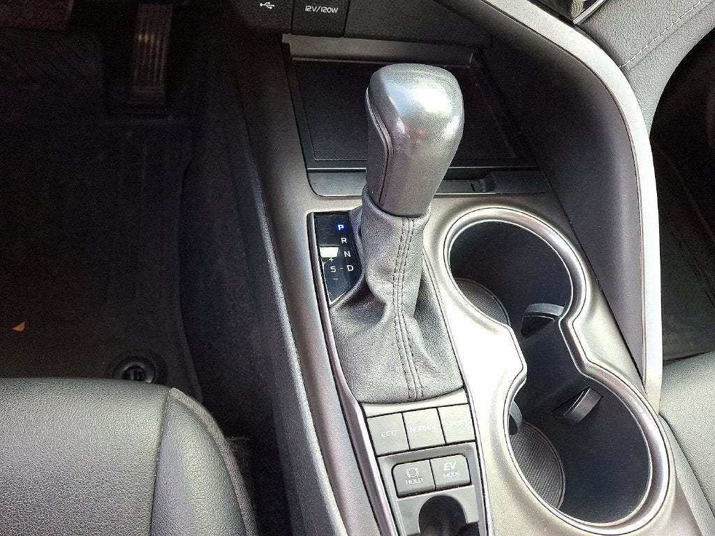 2024 Toyota Camry Hybrid SE