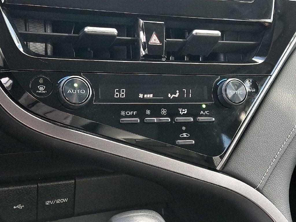 2024 Toyota Camry Hybrid SE