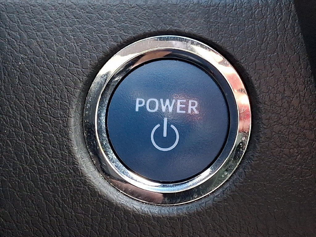 2024 Toyota Camry Hybrid SE