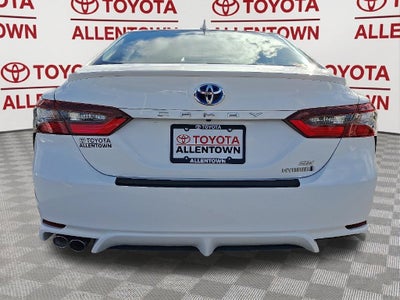 2024 Toyota Camry Hybrid SE