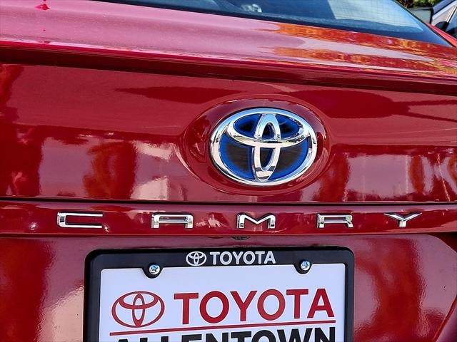 2023 Toyota Camry Hybrid SE