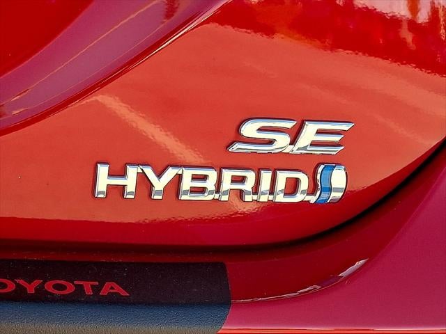 2023 Toyota Camry Hybrid SE