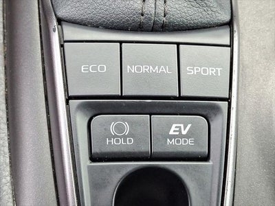 2023 Toyota Camry Hybrid SE