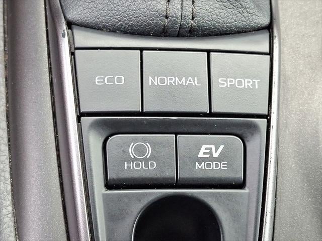 2023 Toyota Camry Hybrid SE