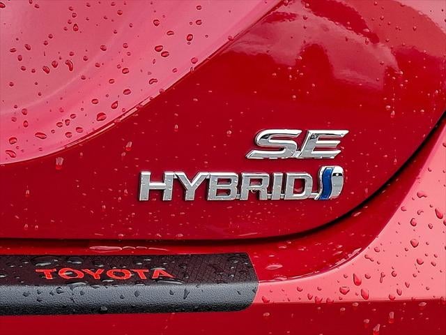 2023 Toyota Camry Hybrid SE