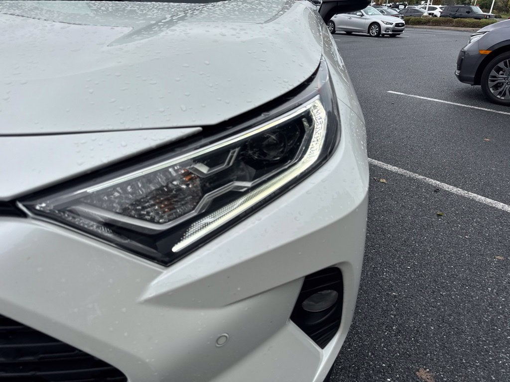 2021 Toyota RAV4 Hybrid XLE Premium