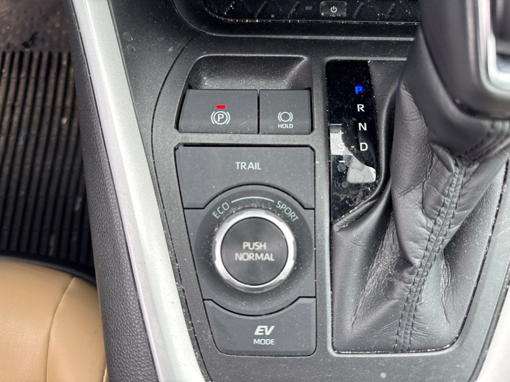 2021 Toyota RAV4 Hybrid XLE Premium