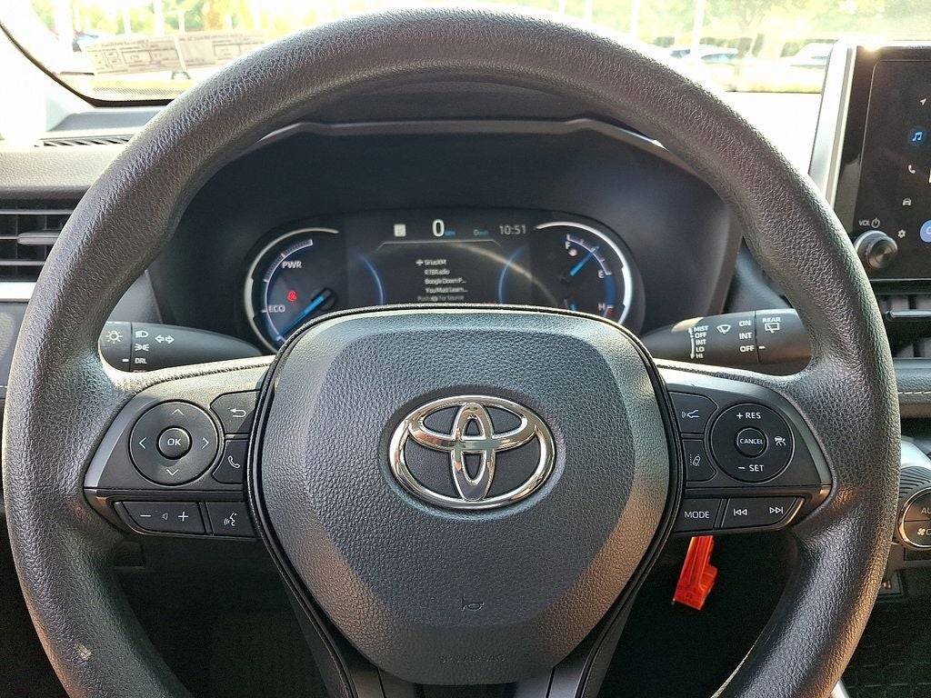 2025 Toyota RAV4 Hybrid LE