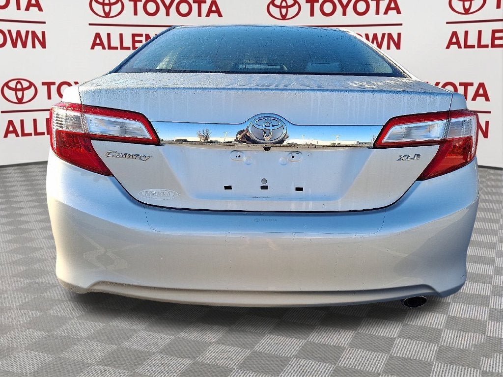 2013 Toyota CAMRY XLE