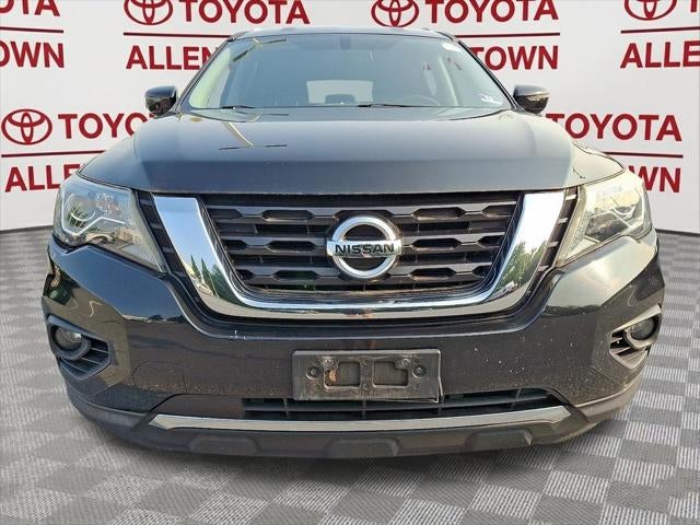 Used 2017 Nissan Pathfinder SV with VIN 5N1DR2MM7HC649932 for sale in Allentown, PA