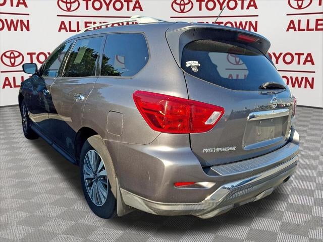 2017 Nissan Pathfinder S