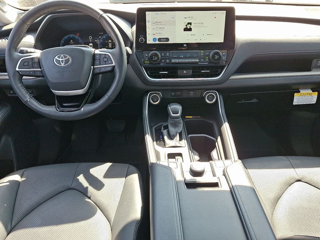 2025 Toyota GRAND HIGHLANDER Platinum