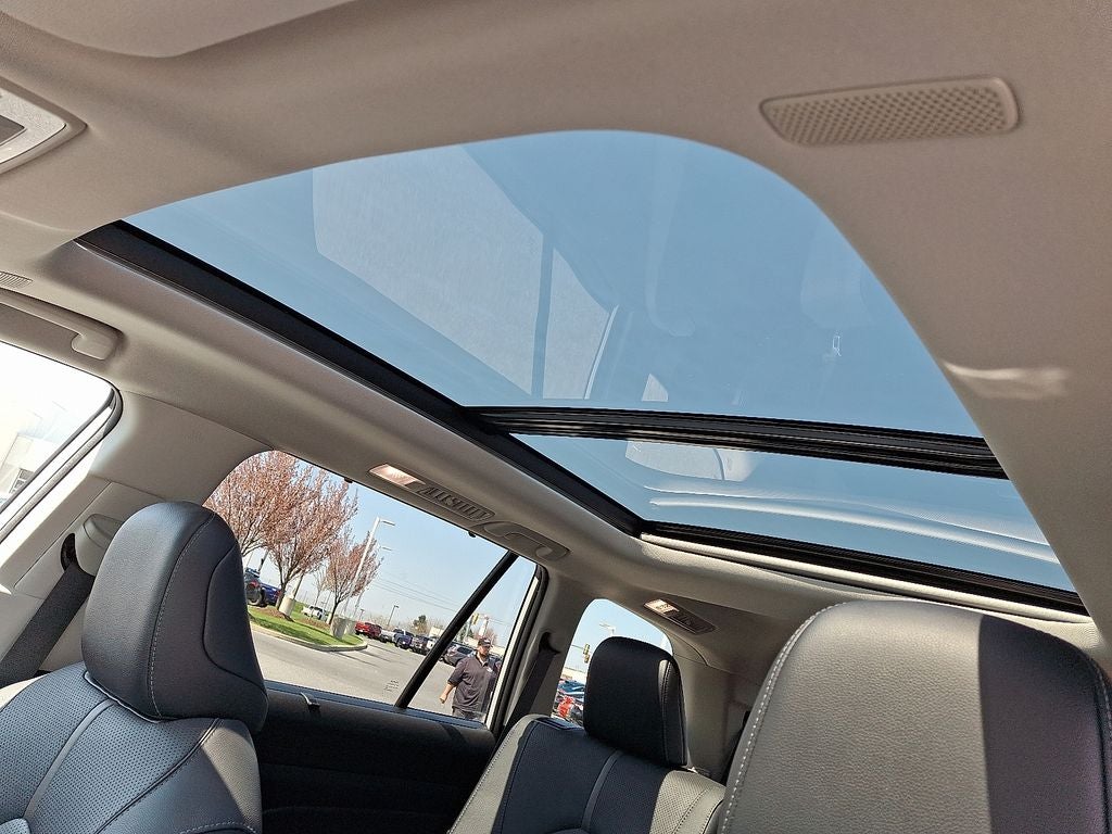 2025 Toyota GRAND HIGHLANDER Platinum