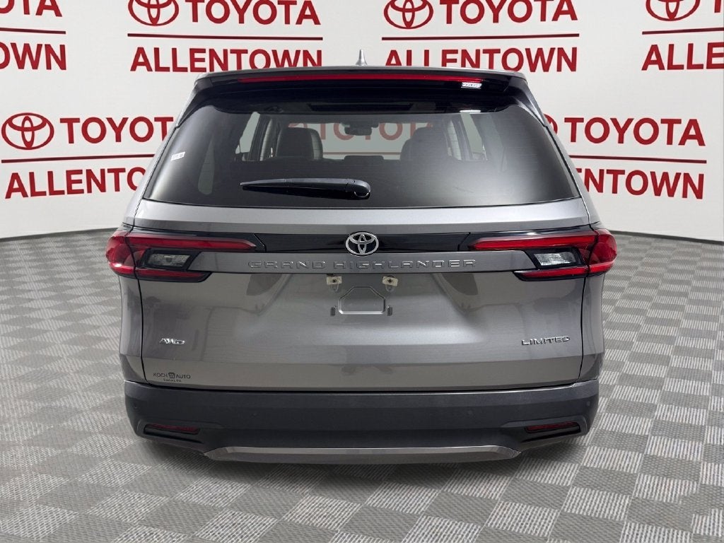 2025 Toyota Grand Highlander Limited
