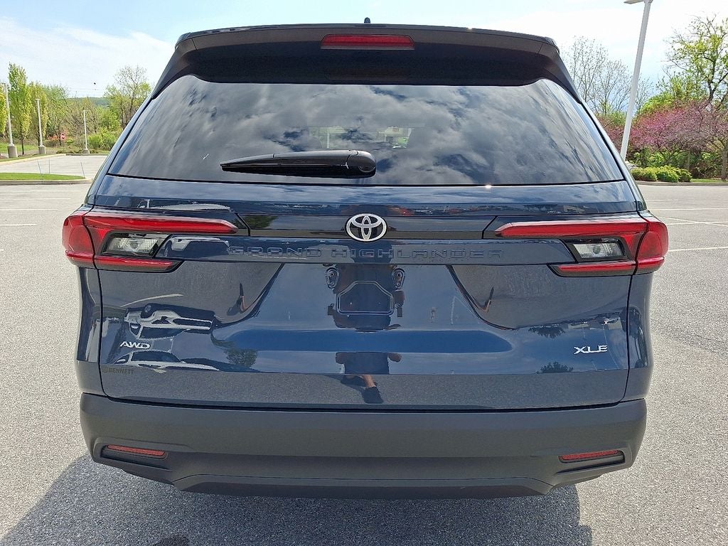 2025 Toyota GRAND HIGHLANDER XLE