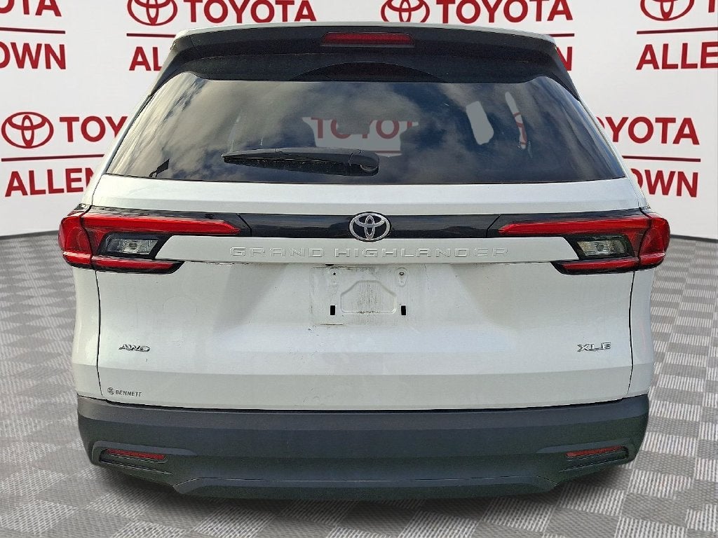 2024 Toyota Grand Highlander XLE